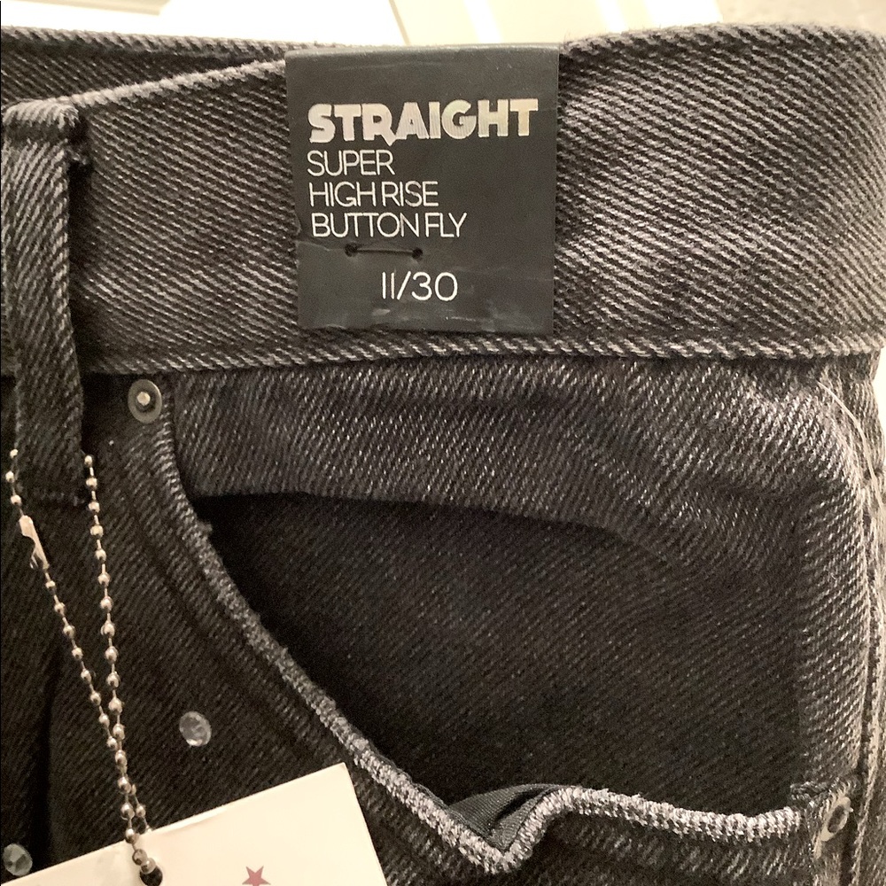 Juniors Straight Super High Rise Buttonfly Jeans With Rhinestones, Size 7 - Picture 12 of 13